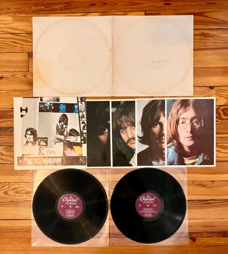 The Beatles White Album 2x LP Vinyl Complete Inserts/Poster 1978 Purple VG+/VG+