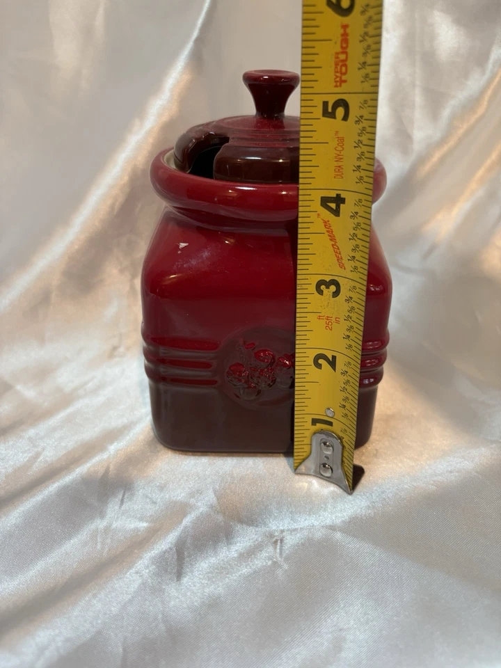 Tarro de mermelada de miel con tapa Le Creuset cerámica cerise rojo ombre sin astillas Foto 3 de 4