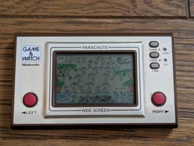 NINTENDO GAME AND & WATCH Parachute w/BOX & Manual Booklet 1981 JAPAN