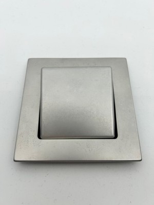 Gira E22 1-fach Rahmen Flacheinbau + Wippe für Tastschalter Edelstahl matt n