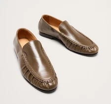 Banana Republic Women’s 8 Leather Moc-Toe Loafer, Mushroom Taupe Slip On Shoes