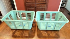 Set of 2 Vintage Rubbermaid Laundry Basket Hampers, Rectangle, lot - #2965 - VGC