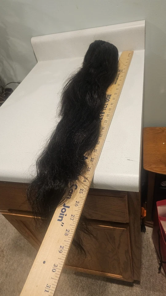 High Quality regular Top 26 to 28" straight 100% Virgin Human Hair Lace Wig  - Image 4 of 4