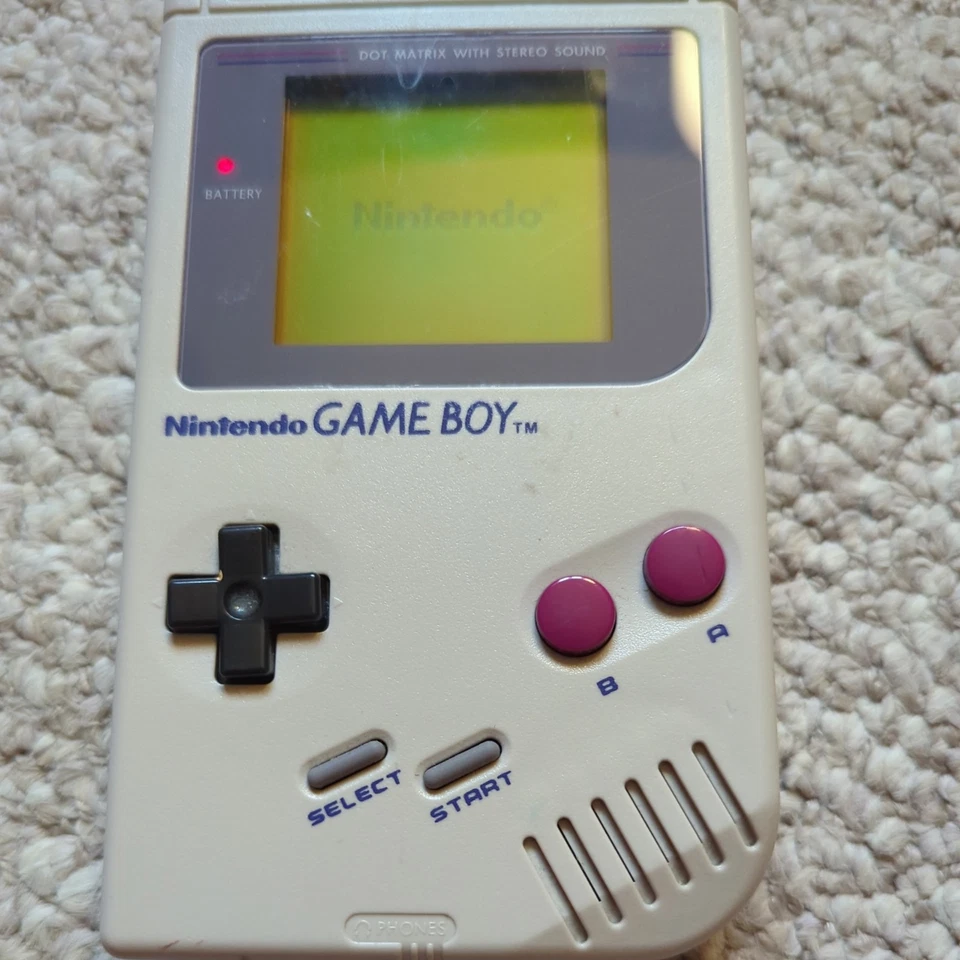 Nintendo Game Boy with Tetris - Tested Working Great Condition - Image 3 of 3