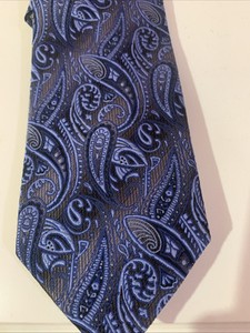 Bruno Piattelli Roma Paisley Design In Blue 100% Silk Hand Made Tie 3 1/2” 60”