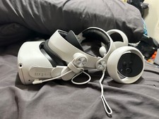 Meta Oculus Quest 2 128gb With Original Controllers Look !!