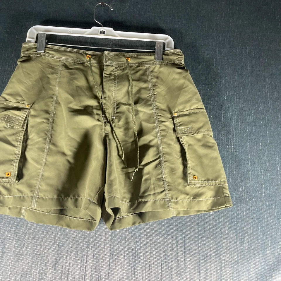 Shorts cargo feminino Catalina tamanho 8 bolsos verde oliva frente plana caminhada ao ar livre - Imagem 4 de 4