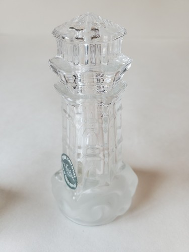 Lenox Lighthouse Salt & Pepper Shakers Full Lead Crystal 4 inches Tall - Picture 3 of 4