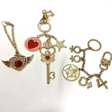 Luxurious 3-Piece Set Sailor Moon Bag Charm Brooch Space-Time Key