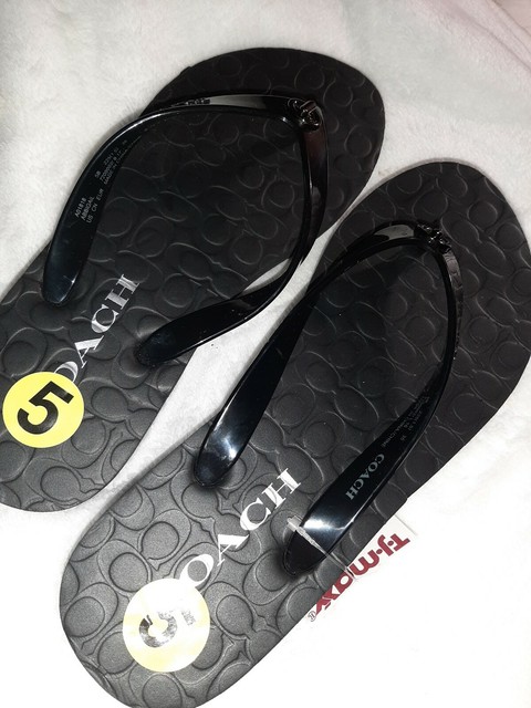 coach abbigail flip flops