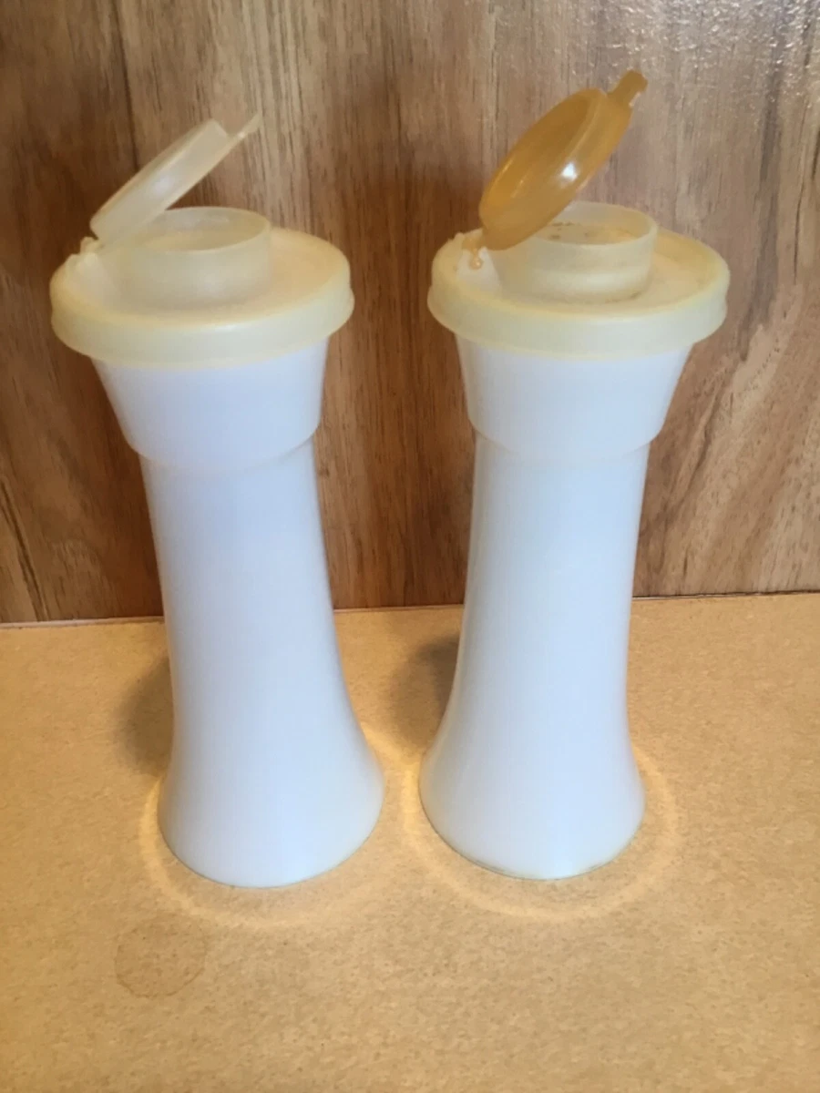 Salt & Pepper Mini Tumbler Shaker Lids