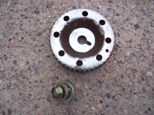 Daihatsu Cuore L5 L501 Move L601 (95-98) : ED-20 Nockenwellenrad mit Schraube