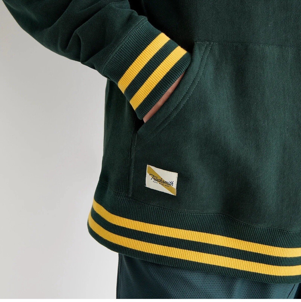 Tracksmith X J.Crew Men's Trackhouse Sweatshirt Hoodie Green / Old