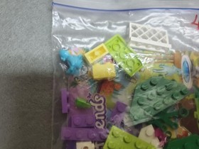 LEGO Friends #41044 Set - "Macaw's Fountain" - 100% Complete with Manual 2014