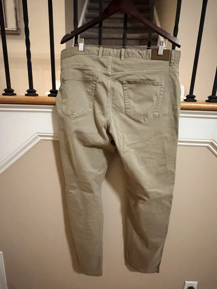 Pantalón Peter Millar Crown Comfort Cinco Bolsillos Azul Marino, Talla 36x30 Caqui Foto 2 de 4