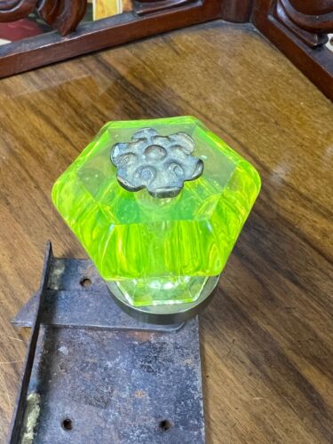 Antique Vaseline Glass Octagonal Door Knob Handle Cabinet Lock Drawer Handle - Picture 1 of 11