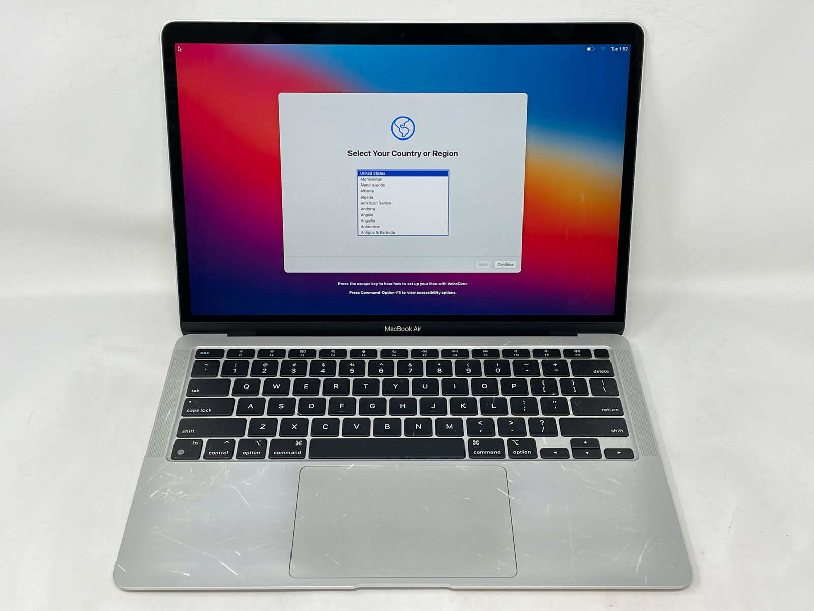 MacBook Air 13 Silver 2020 3.2GHz M1 7-Core GPU M1 7-Core GPU 8GB