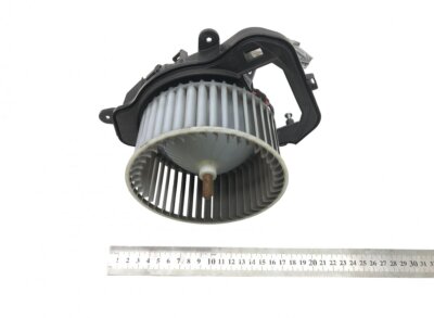7484479339 RENAULT TRUCKS T (01.13-) Heater fan motor