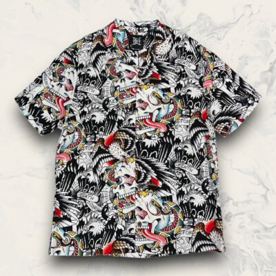 NWT Ed Hardy Battle Skull Tattoo Art Print Button Up Short Sleeve Shirt Medium