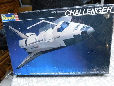 Space Shuttle Challenger 1/144 scale Revell kit # 4526