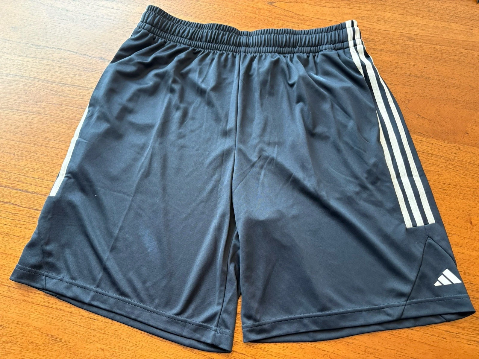 Adidas Mens Navy Blue 3 Striped Shorts Regular Fit 9” Shorts Size XL NWT