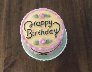 Sankyo Happy Birthday Wind-Up "Happy Birthday To You" Music/Trinket Box - Rare