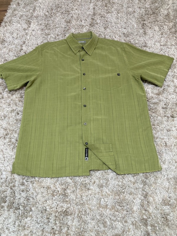 Marmot Mens Large Short Sleeve Button Down Shirt Lime Green Hiking fishing sport