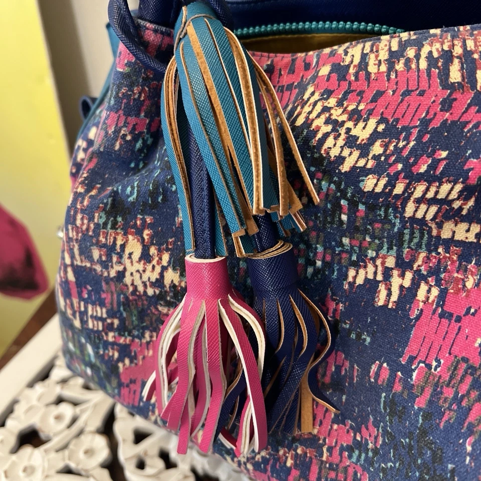 Bolso de Hombro Grande Cirque Du Soleil Vibrante Estampado de Algodón Bolso con Cremallera Dije 17x7x9 Foto 2 de 4