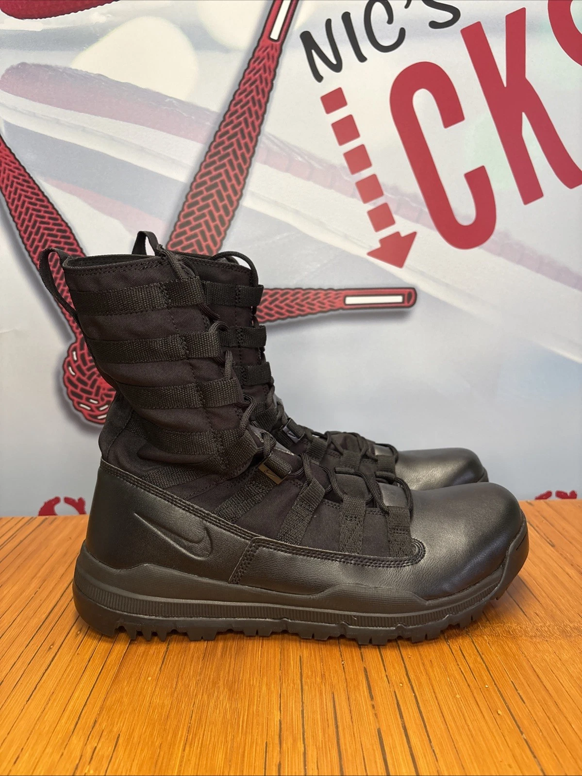Nike SFB Gen 2 8" Stivali Tattici Pelle Nero (922474 001) Uomo Taglia 13 NUOVI
