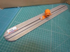 1 Kraft Tool CC814MT Round End Walking Magnesium Float with 2-hole Multi Twist