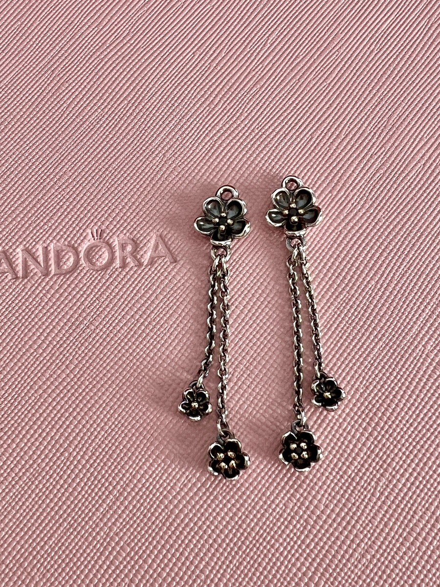 アクセサリー panda Pandora Forever Bloom Dangle W/ White Pearl & Black CZ Charm