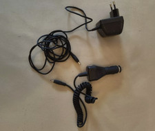 Nokia Ladegeräte , 1x220Volt & 1x12Volt, kleine Nokia Stecker, (6300 etc.)