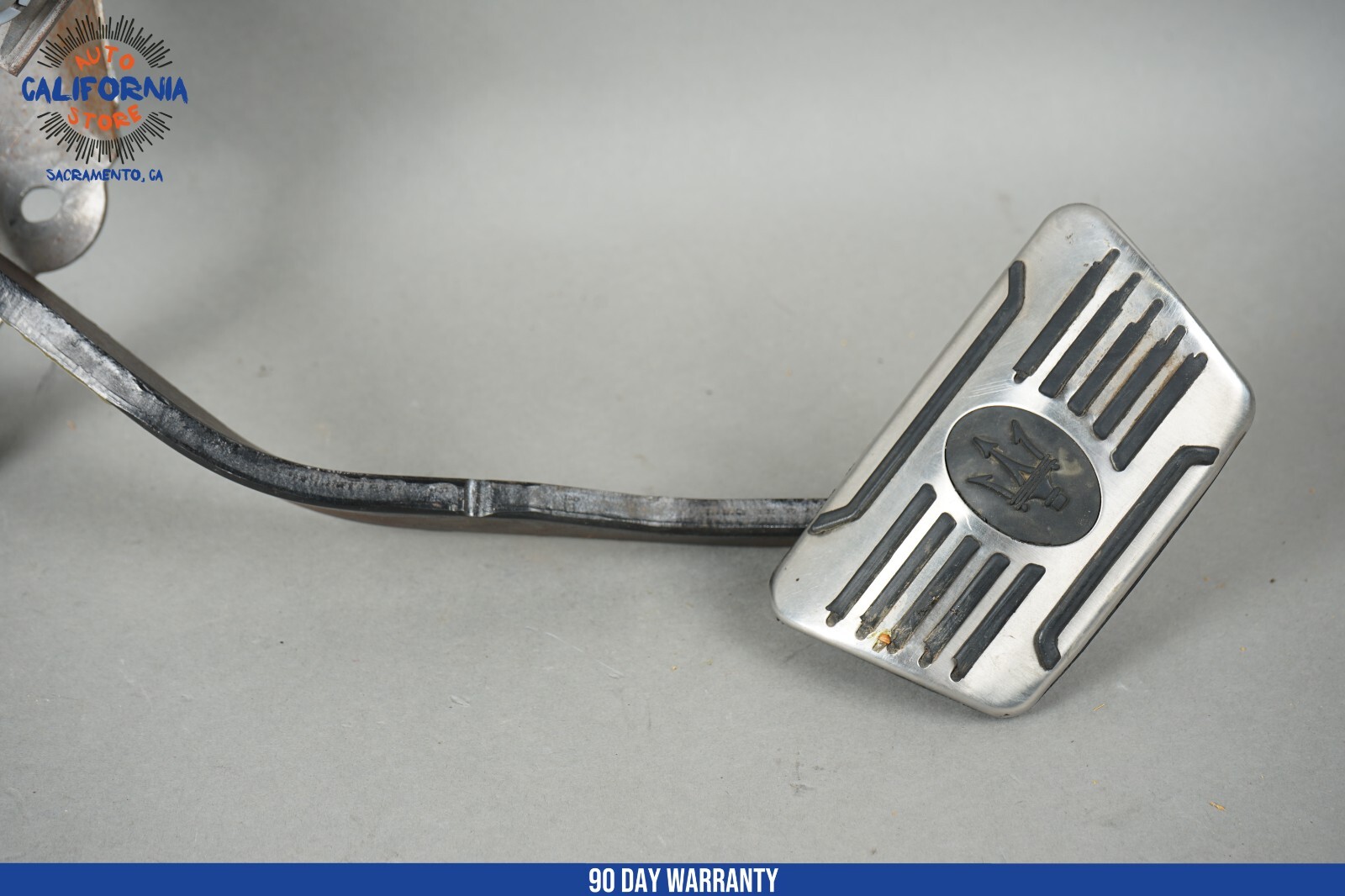 14-19 Maserati Ghibli Brake Pedal Assembly w/ sensor & bracket 06700053400 OEM