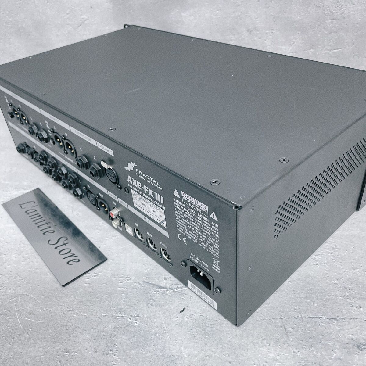 Fractal Audio System AXE-FX III Multi Guitar Effects FXIII Fractal Audio System AXE-FX III Multi Guitar Effects FXIII