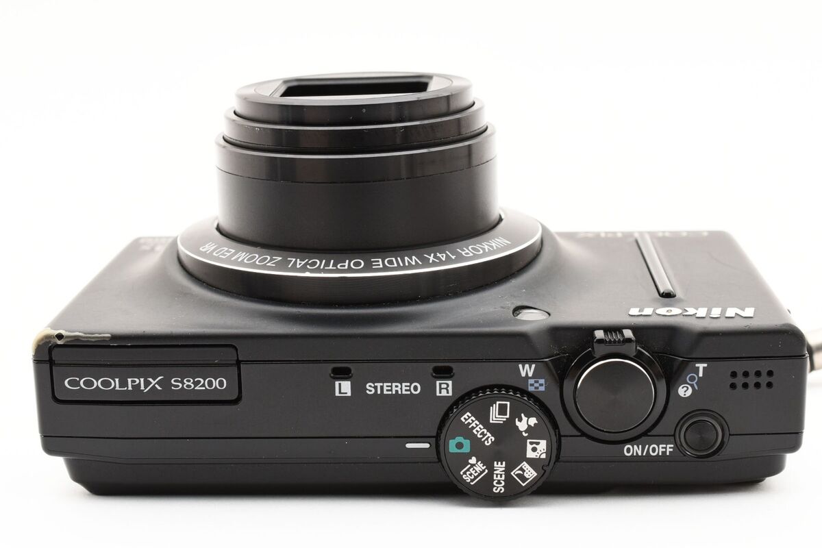 Nikon COOLPIX S8200 16.1MP Compact Digital Camera 14 x Nikon COOLPIX S8200 16.1MP Compact Digital Camera 14 x