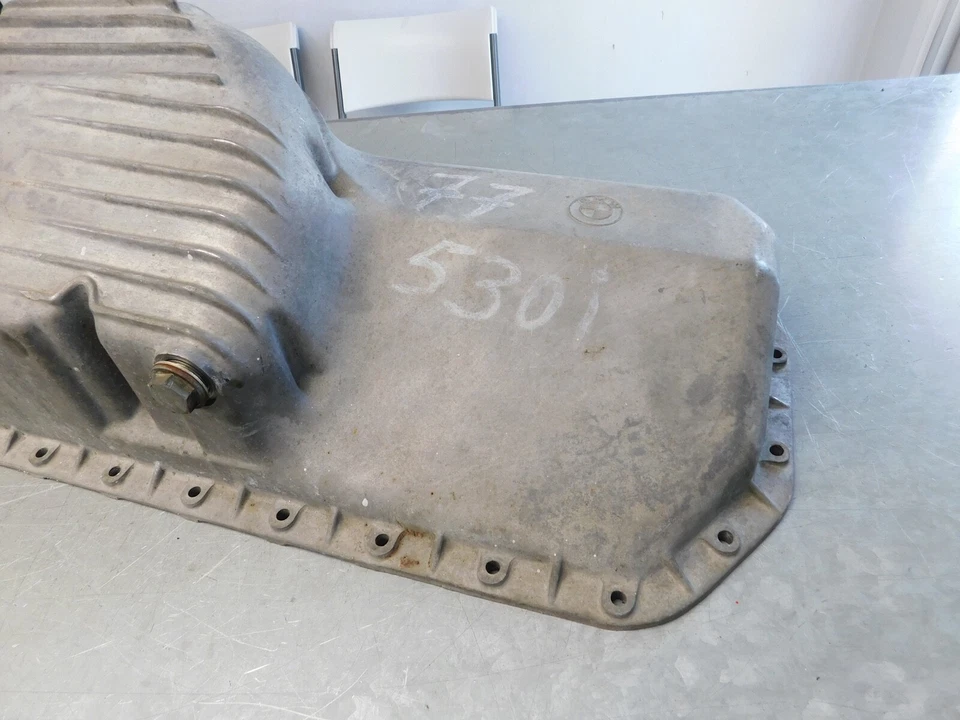 PARTÉN ACEITE MOTOR E12 E3 3.0 2500 2800 530I 528I Foto 3 de 4