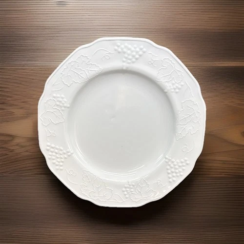 Indiana Glass Harvest Grape Milk Glass Dinner Plate Vintage Replacement 9.75 In