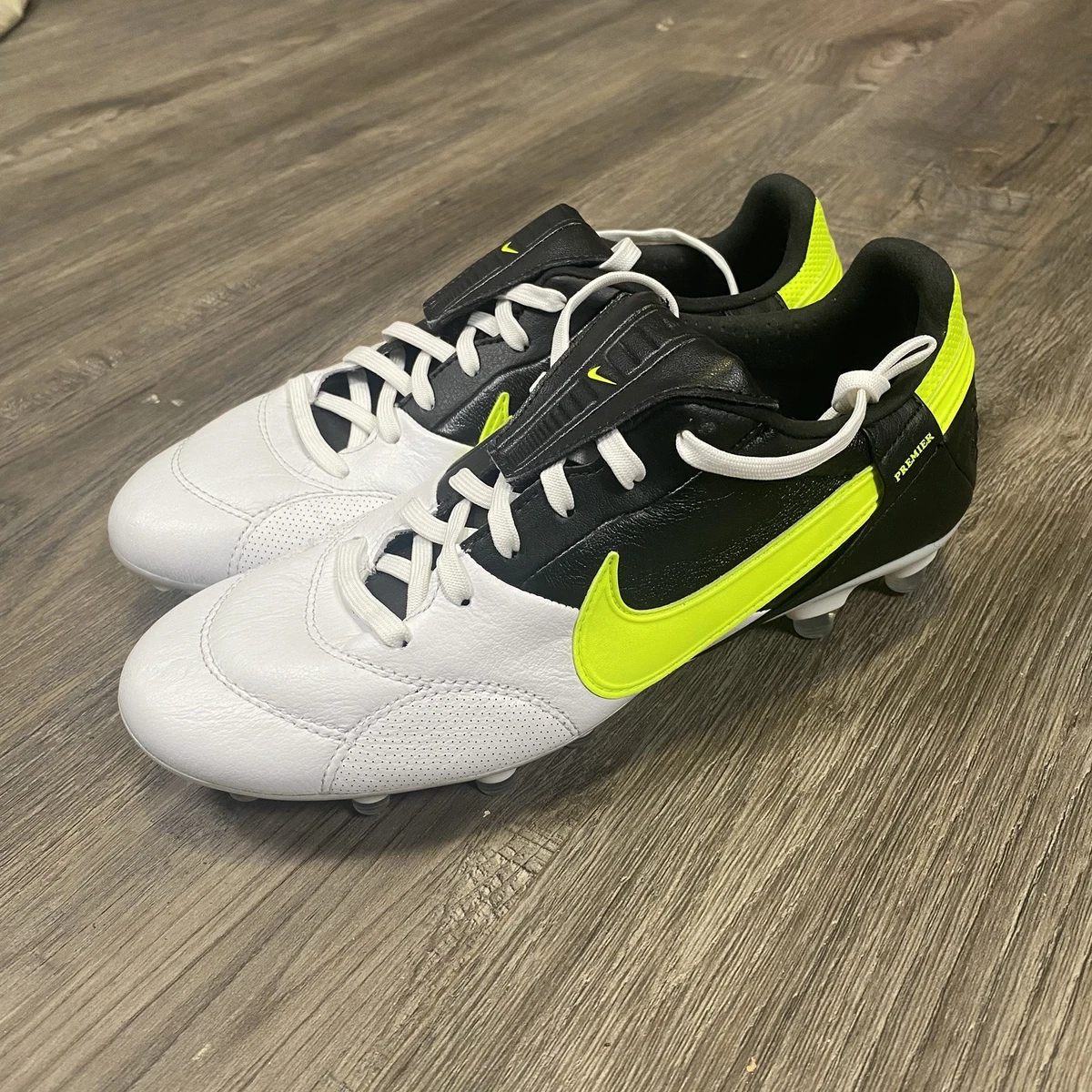 Preços baixos em Nike Premier 3 FG Black Volt | eBay