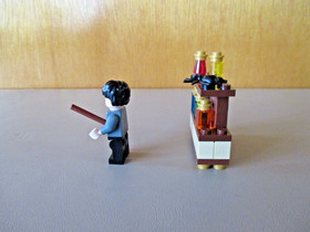 Lego Harry Potter #30111 Allchemy Cabinet - The Lab No Instructions