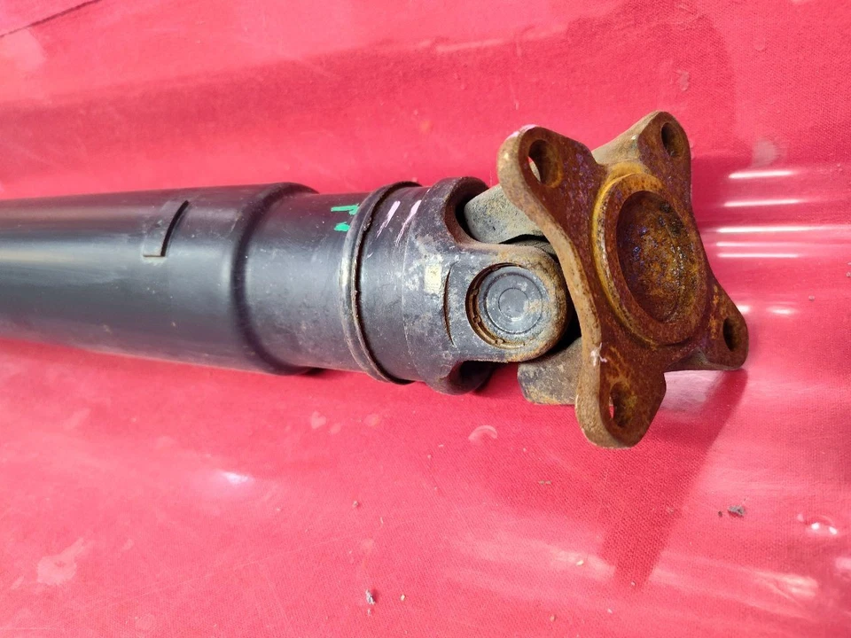 Lexus IS250 2009-2013 tracción en las cuatro ruedas AWD sedán hélice del eje de transmisión trasero - 82 k Foto 2 de 4