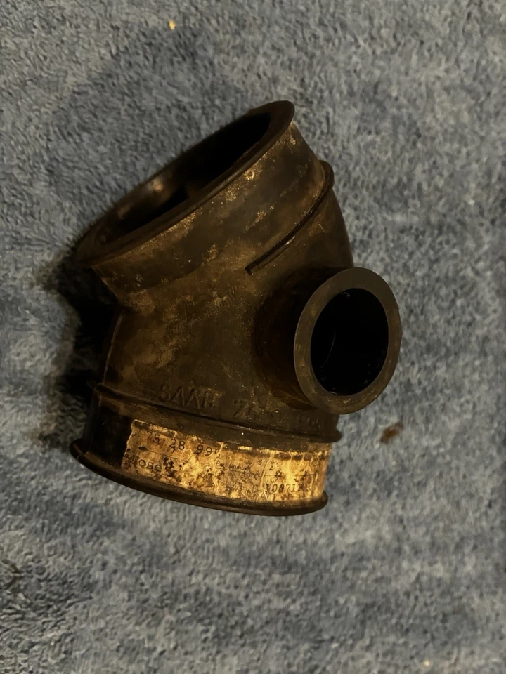 Manguera de codo de admisión turbocompresor clásico Saab 900 1985-1993 16 válvulas Foto 4 de 4