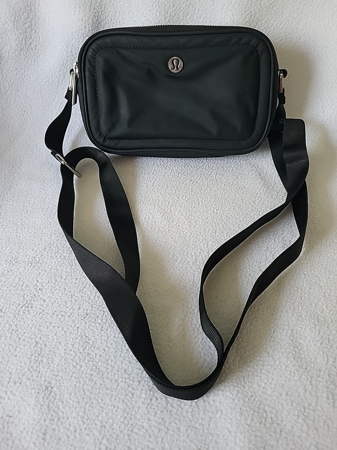 Lulmon Black Nylon Polyester Crossbody Bag Purse