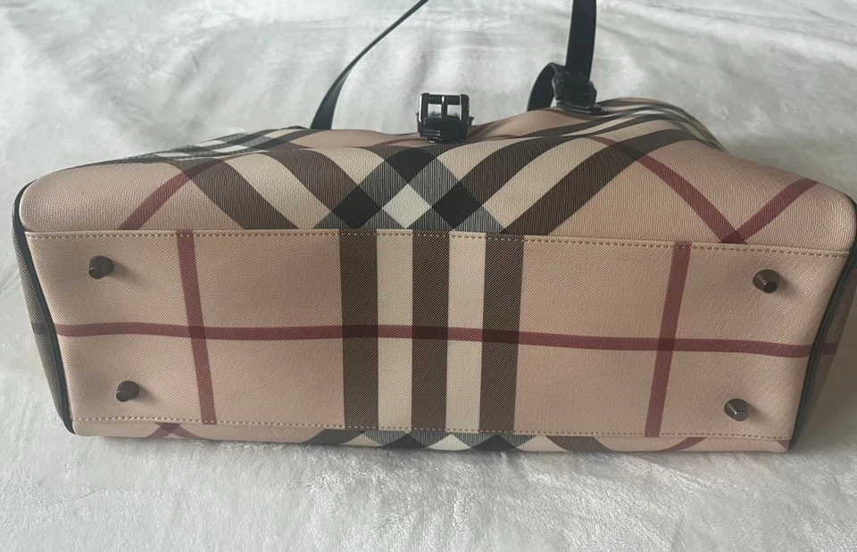 Burberry Diaper Tote Bag - Authentic - Image 4 of 4
