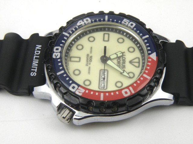 lorus divers watch