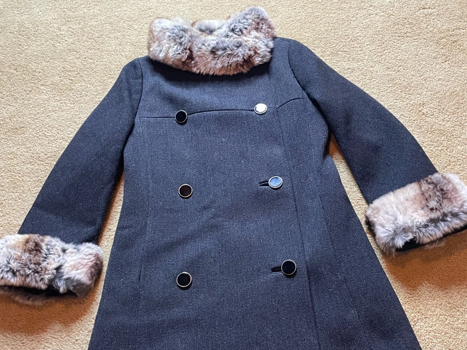 Vintage 1950s Brynwood Double Breasted Rabbit Fur Collar Long Trench Wool Coat S - Image 3 of 4