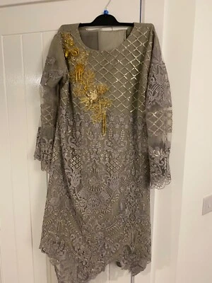 Silver lace asian bridesmaid wedding party stunning with gold - Image 1 of 3
