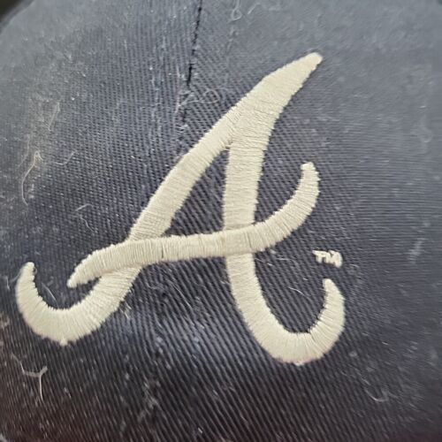 Cappello Berretto Atlanta Braves Classic di Renew Merchandise Strapback Rosso Navy - Foto 2 di 15