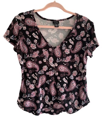 Rue 21 Black & Pink Paisley Knit V-neck Tee Juniors Size Large