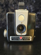 VTG 1952 Kodak Brownie Hawkeye Flash Model Box Camera ~ YMRA Date Code UNTESTED