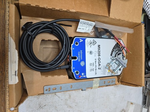 JOHNSON CONTROLS M9208-GGA-2 ELEC MTR ACT 70 IN-LB/8 NM 150 SEC NEW IN SEALEDBOX - Picture 2 of 8